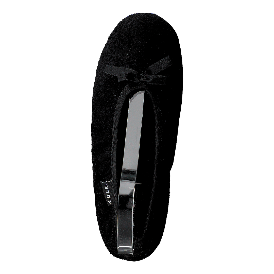 Saga Black