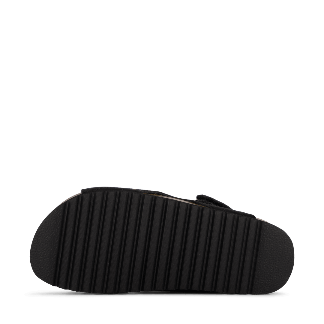 Mugger Black