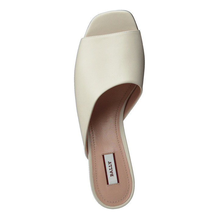 Carin 45 008, Bone 15