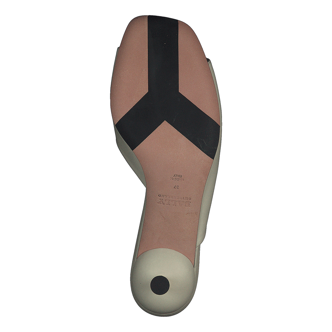 Carin 45 008, Bone 15