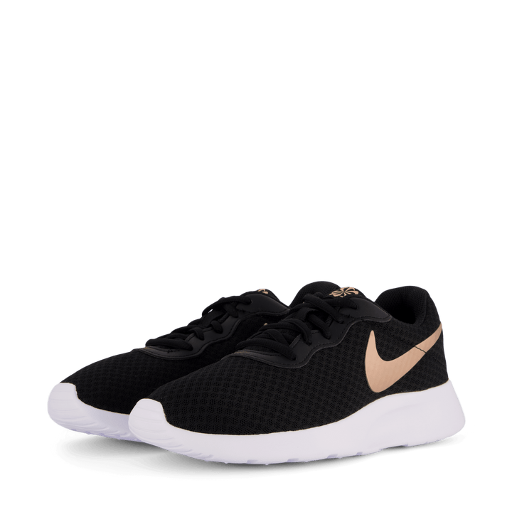 Tanjun Women's Shoes BLACK/MTLC RED BRONZE-BARELY VOLT-WHITE