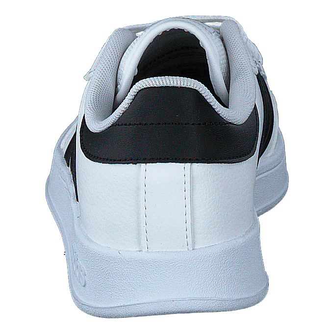 Breaknet Shoes Cloud White / Core Black / Silver Metallic