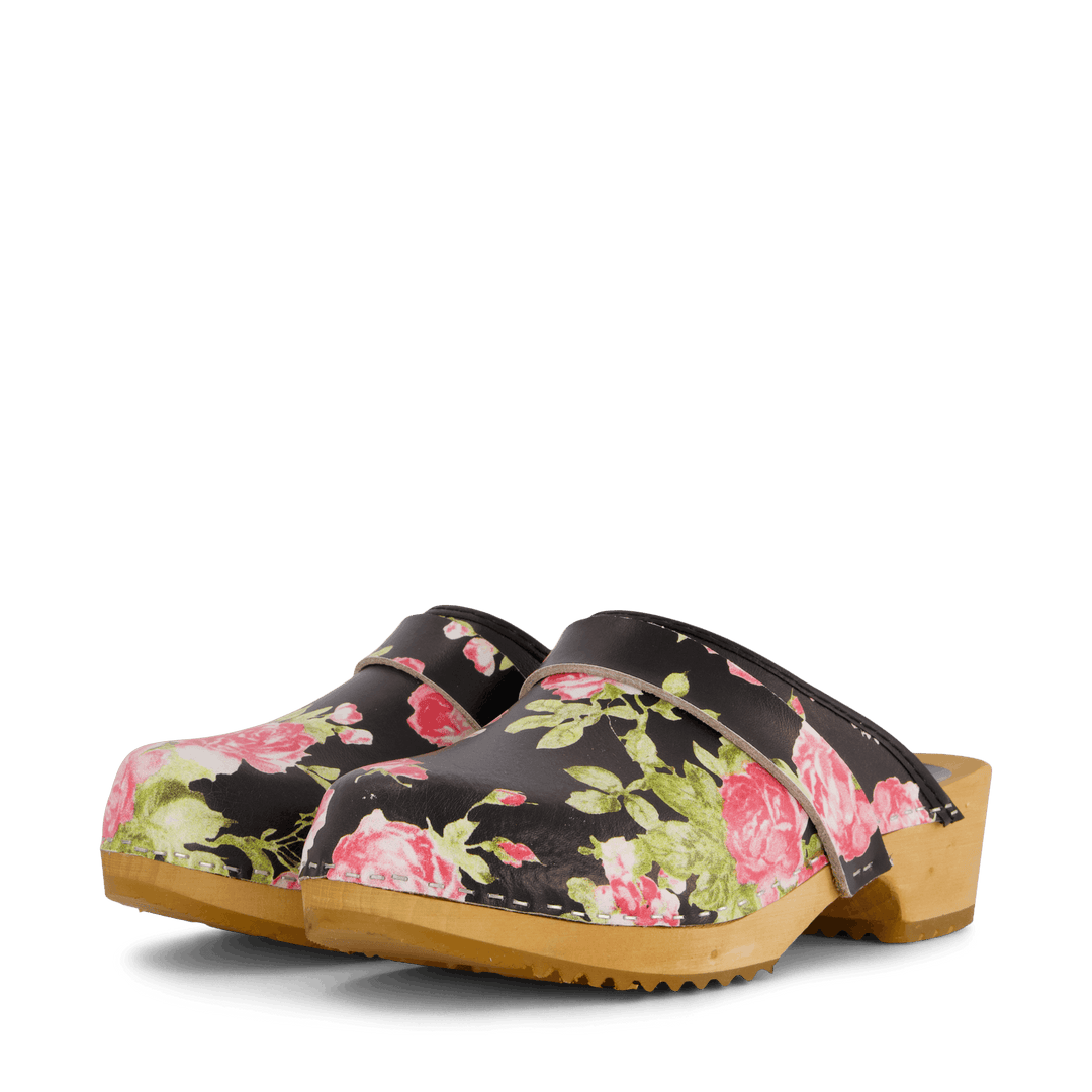 Rose Black