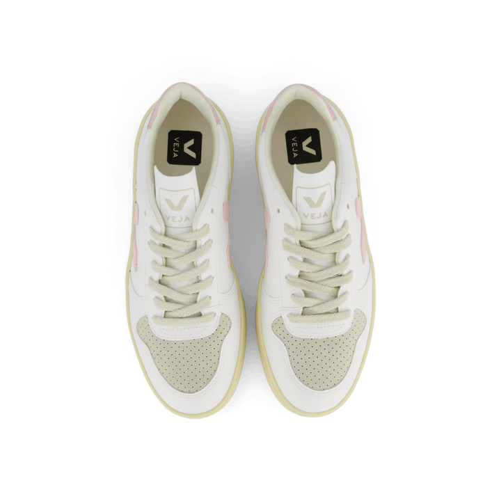 V-10 Cwl White Petale