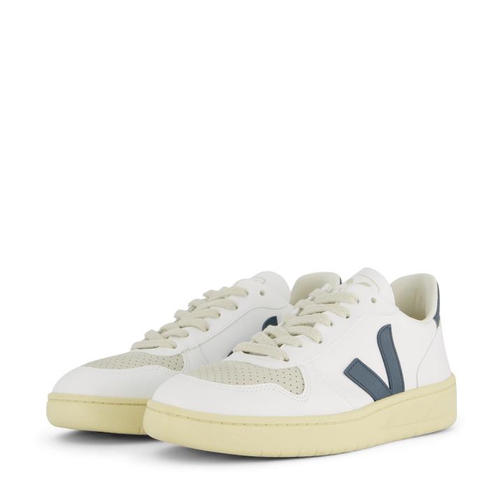 V-10 Cwl White California