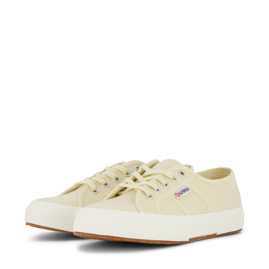 2750 Cotu Classic Beige Light Eggshell