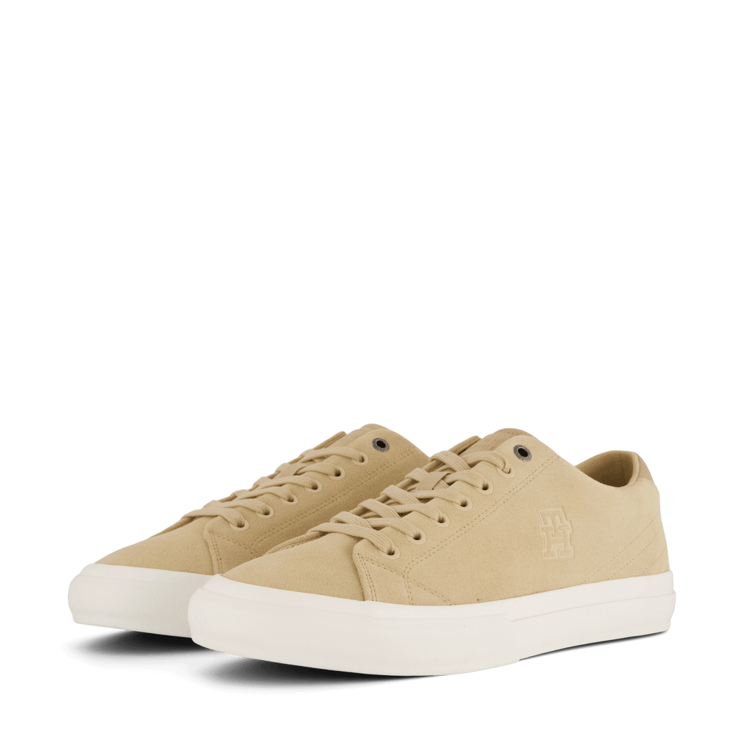 Th Hi Vulc Street Low Suede