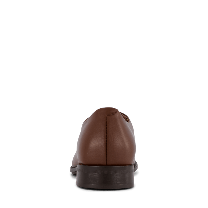 Colby_derb_it_n Medium Brown