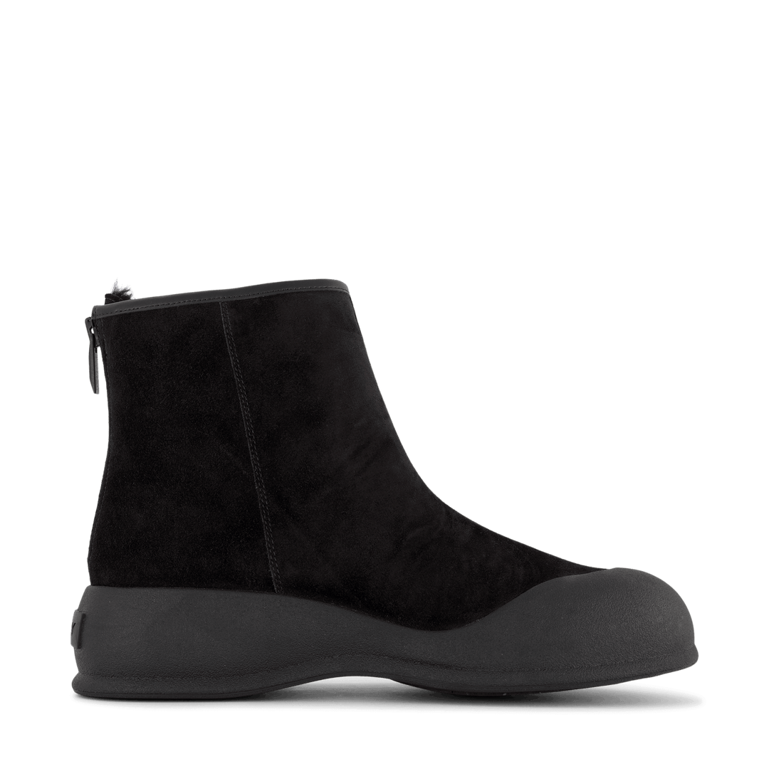 Carsey Black