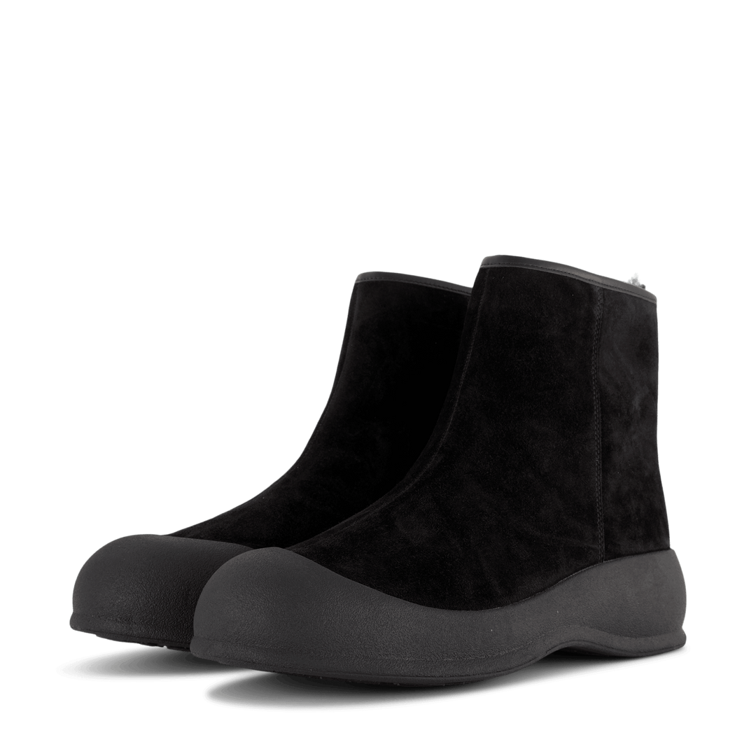 Carsey Black