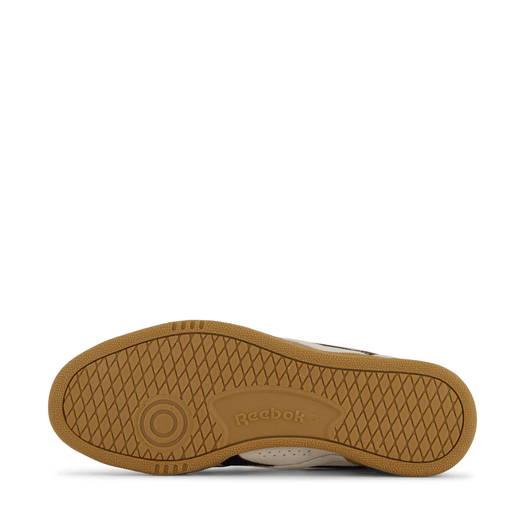 Club C Grounds Uk Chalk/blk/rubber Gum