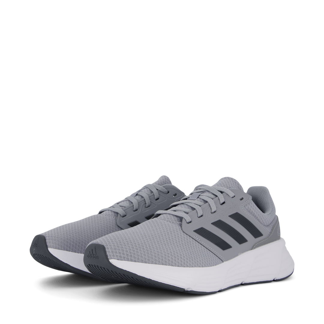 Galaxy 6 Shoes Halo Silver / Carbon / Cloud White