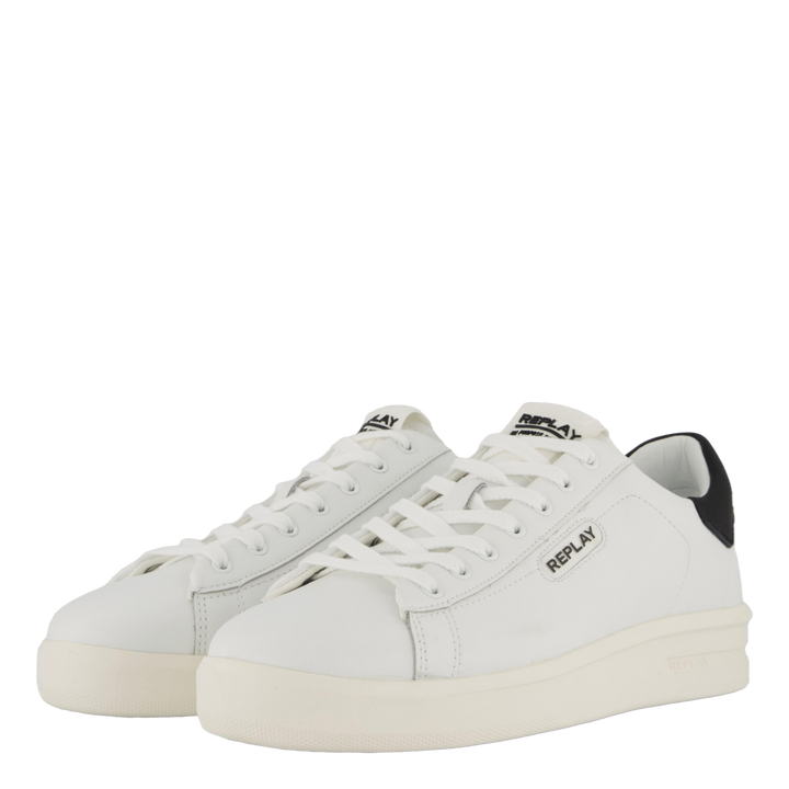 University M Prime 2 White Black