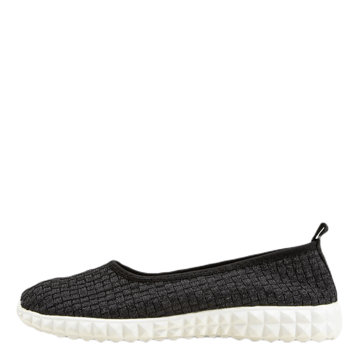 Sanya Black