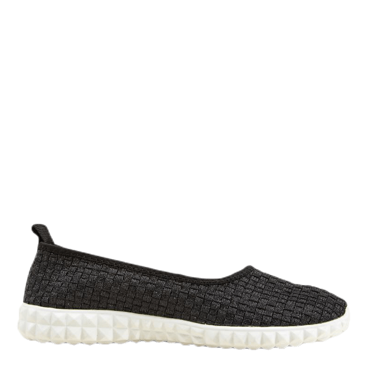 Sanya Black