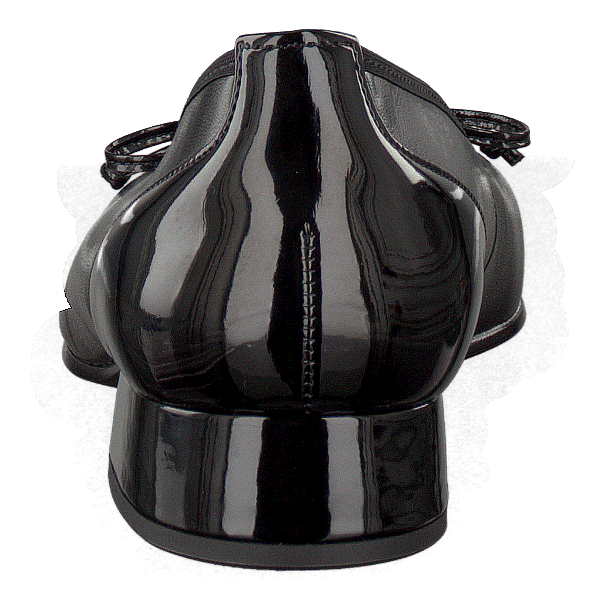 06.102.67 Black
