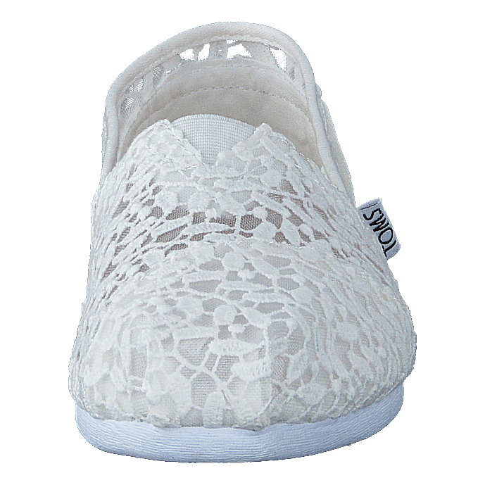 Seasonal Classics White Lace Leaves