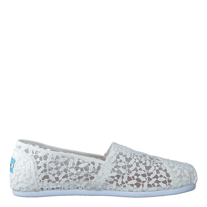 Seasonal Classics White Lace Leaves