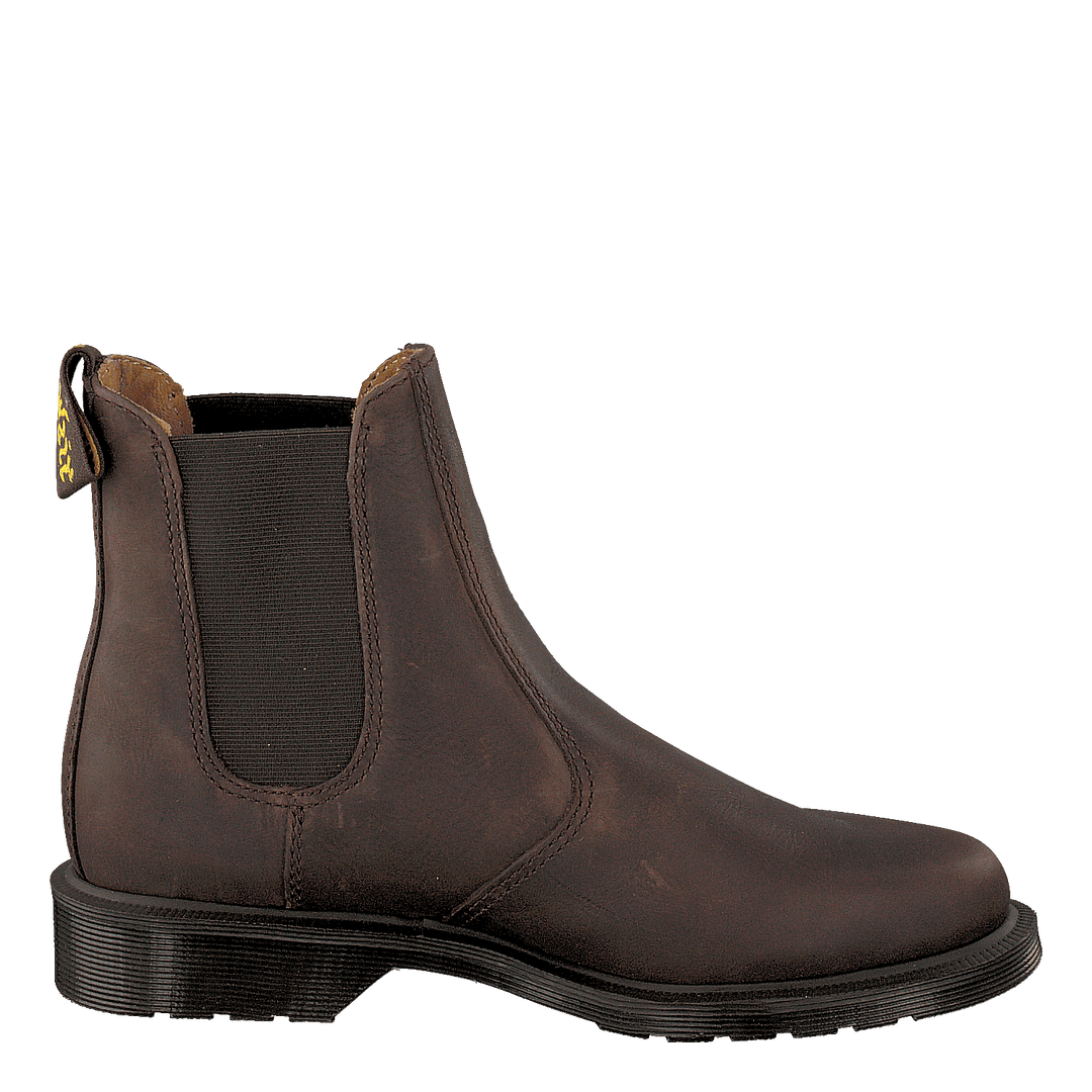 Laura Chelsea Dk Brown