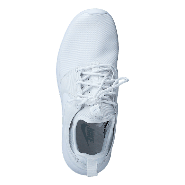 W Roshe Two White/White
