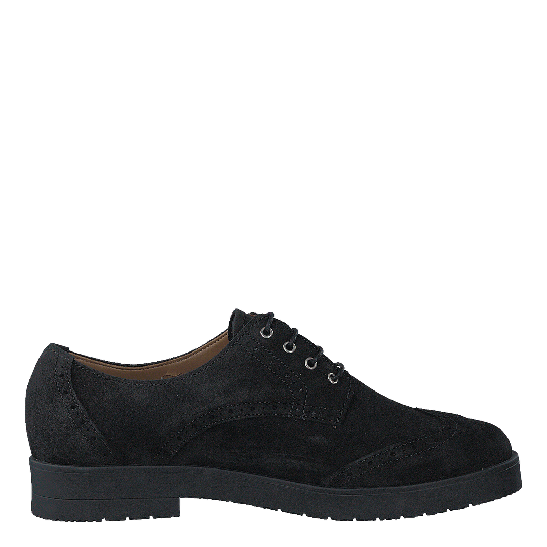 Oska Black