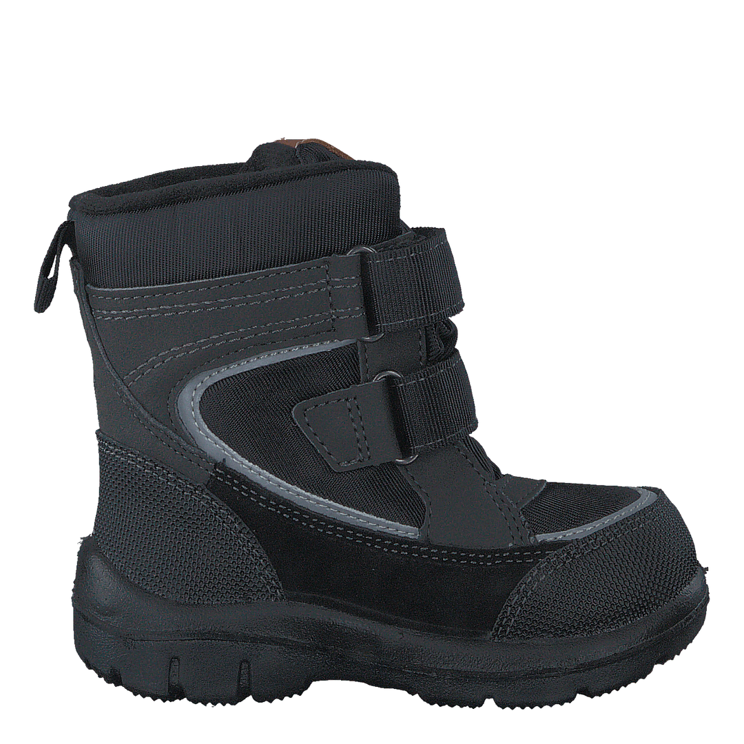 Pumla Black