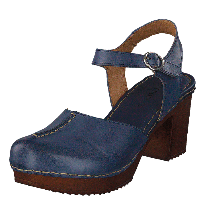 Amelia Blue