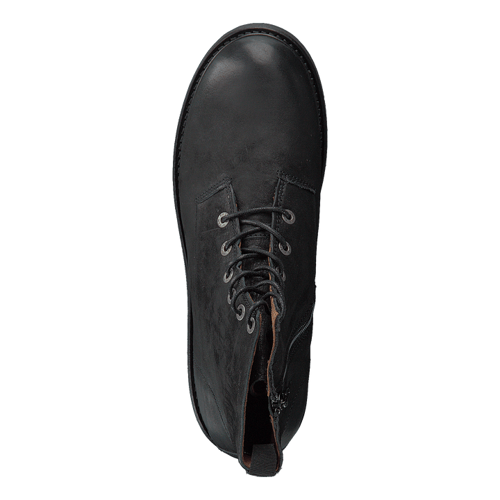 Carina Black