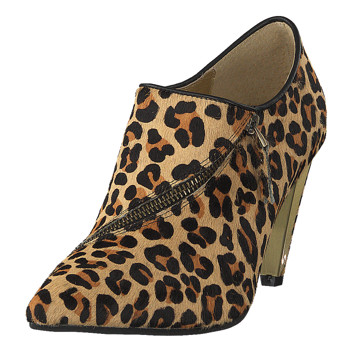 Ramona Leopard