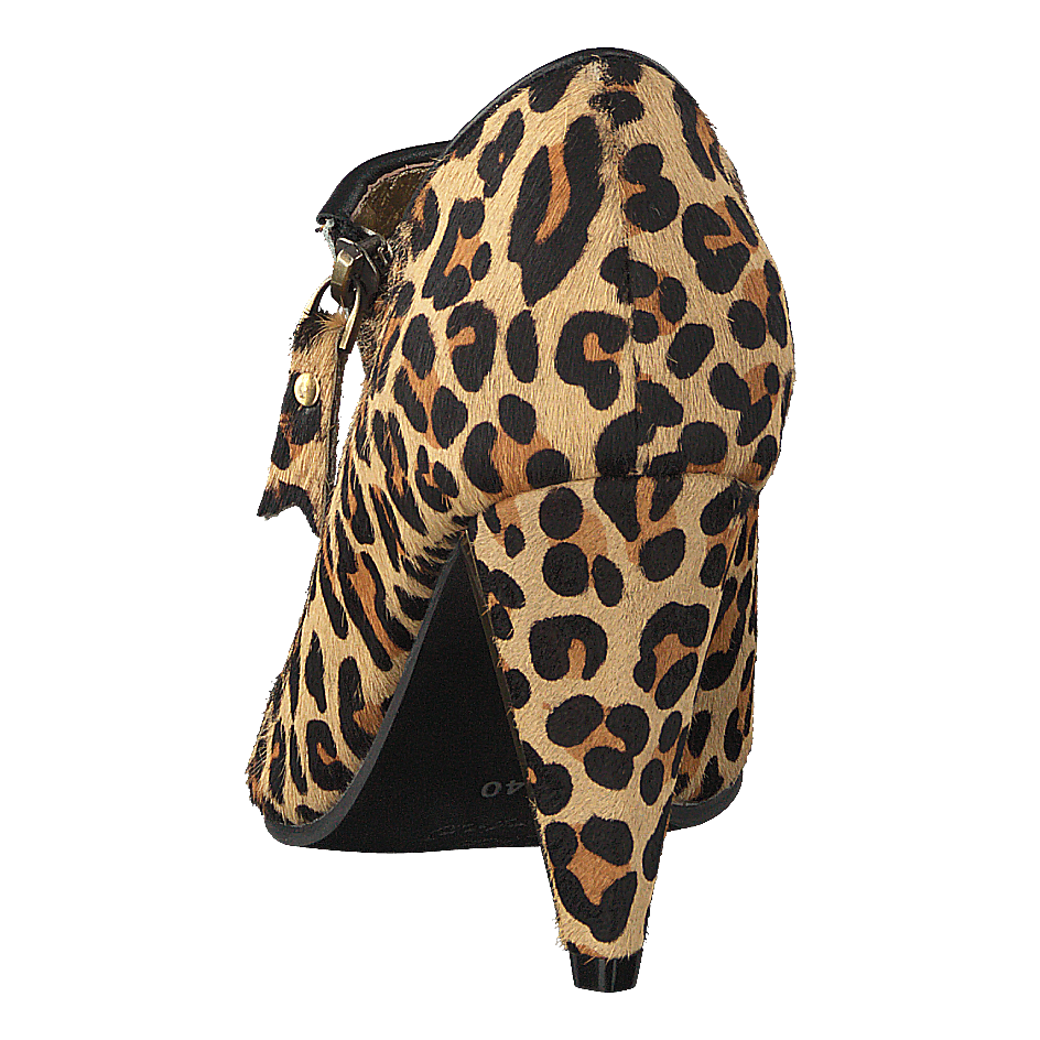 Ramona Leopard