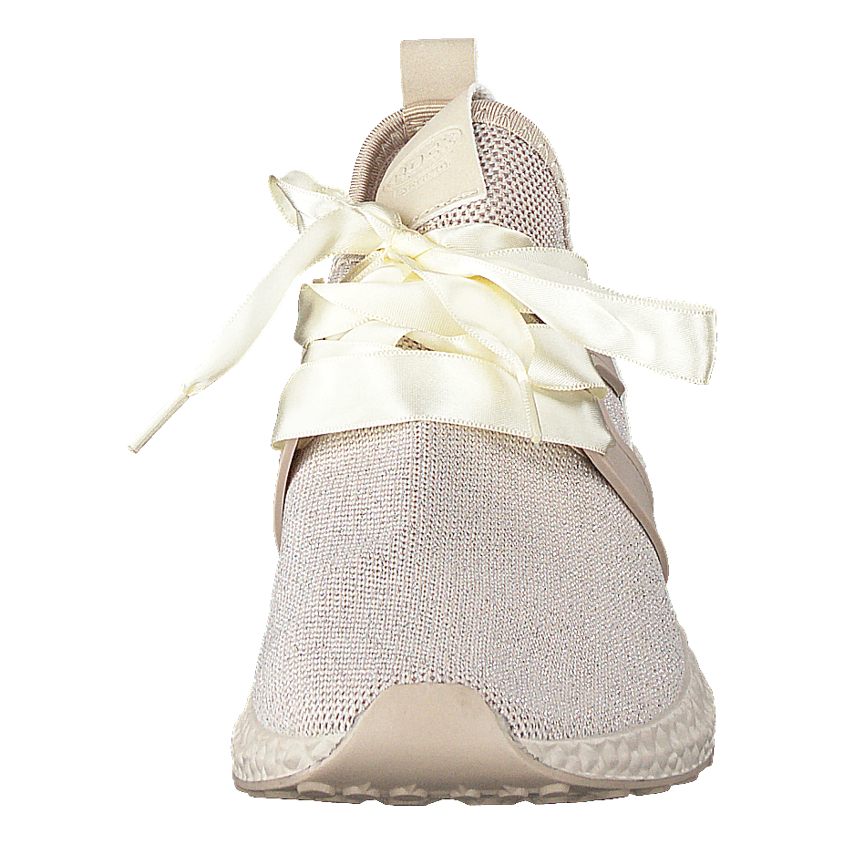 Sara Beige