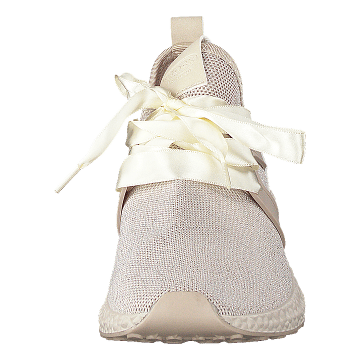 Sara Beige