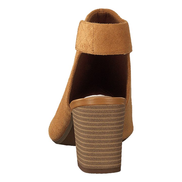 Deva Bell Tan