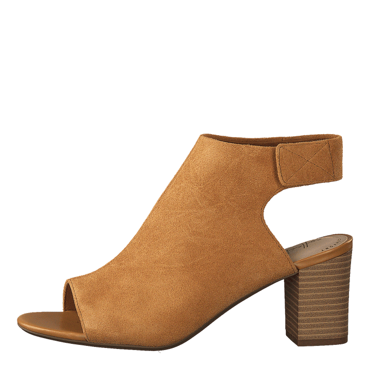 Deva Bell Tan