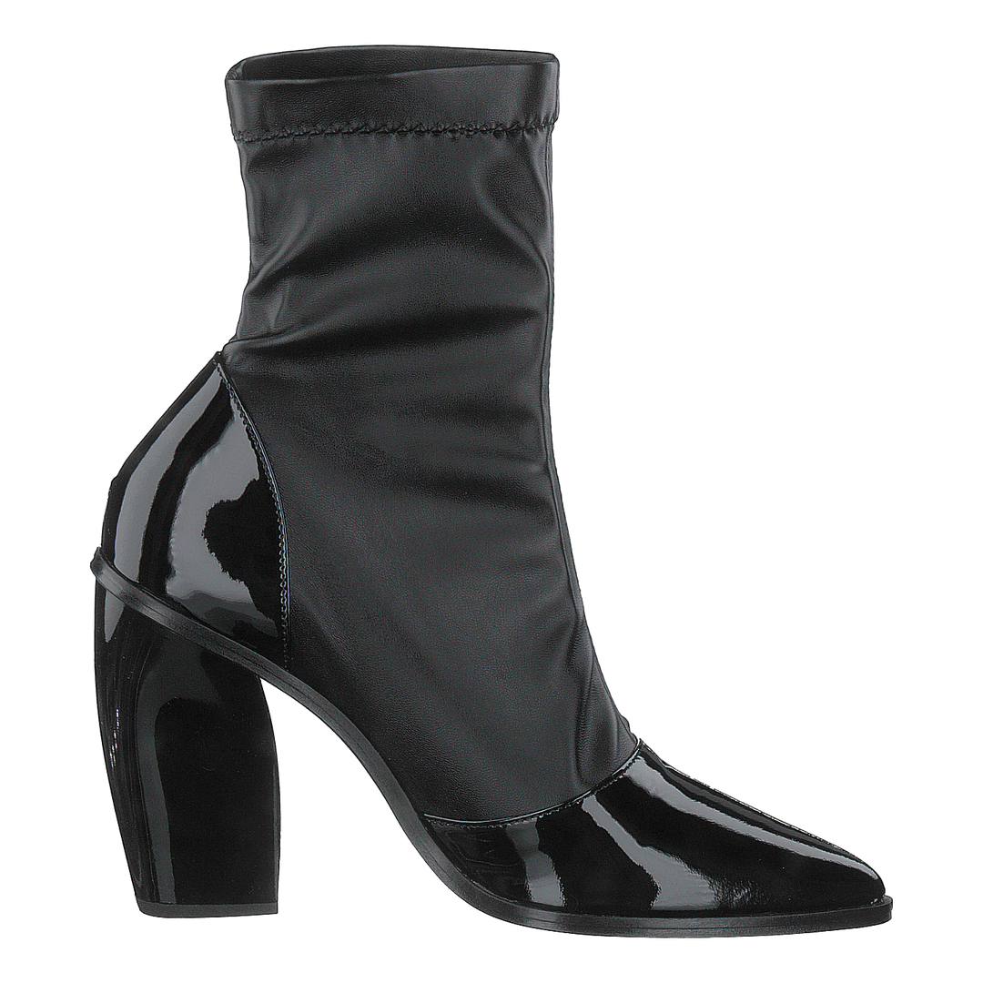 Cili Black