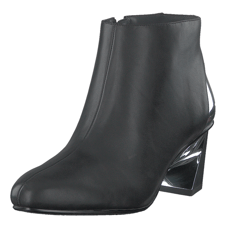 Twist Flow Bootie Black