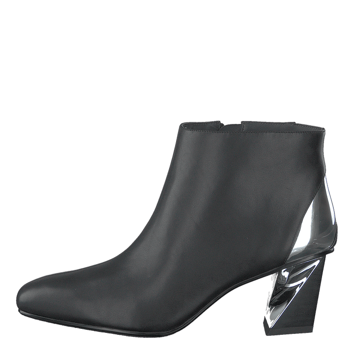 Twist Flow Bootie Black