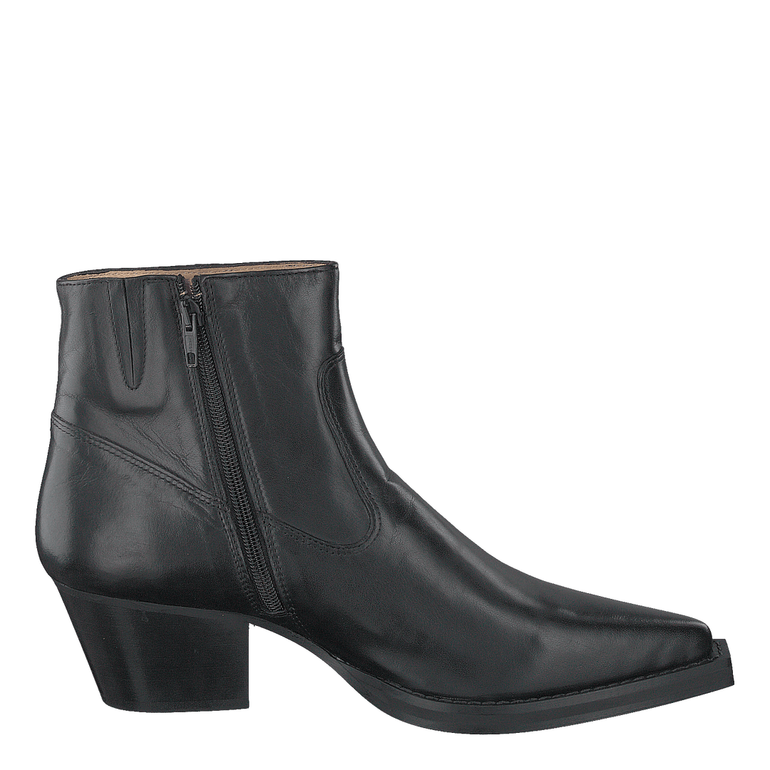 Ankle Boot. Black