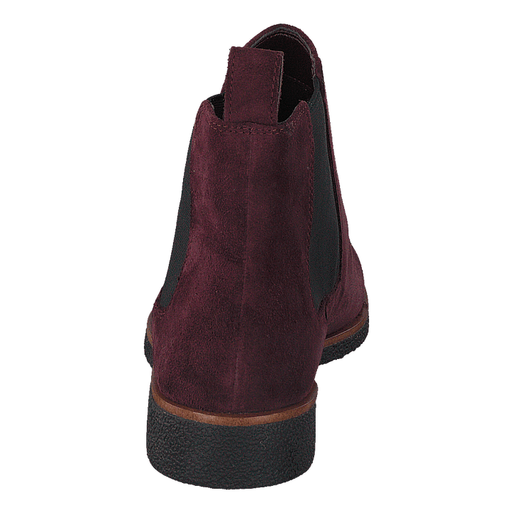 Griffin Plaza Burgundy Suede