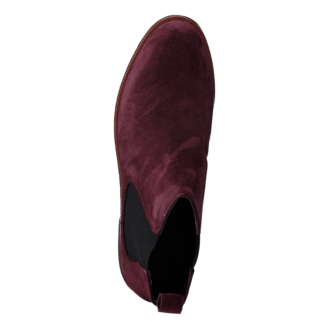 Griffin Plaza Burgundy Suede