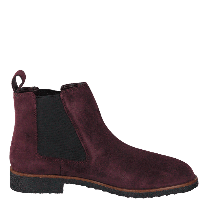 Griffin Plaza Burgundy Suede