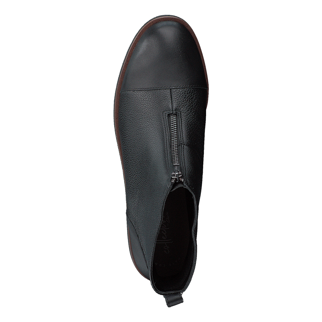 Griffin Valley Black Leather