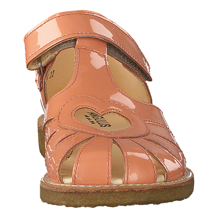 Sandal With Heart Detail And V Peach