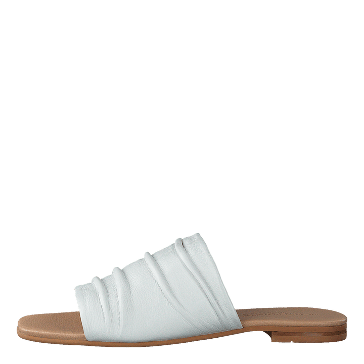 Madeleine Offwhite