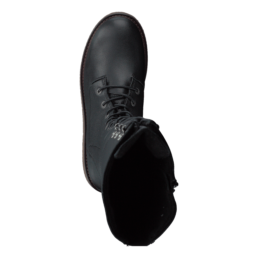 Carina Black