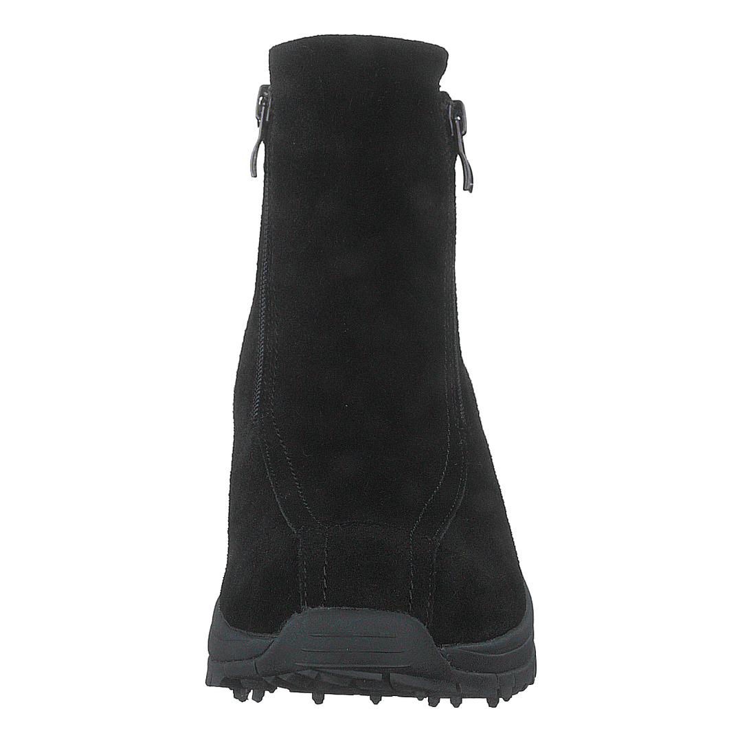 Timor Studs Black 06