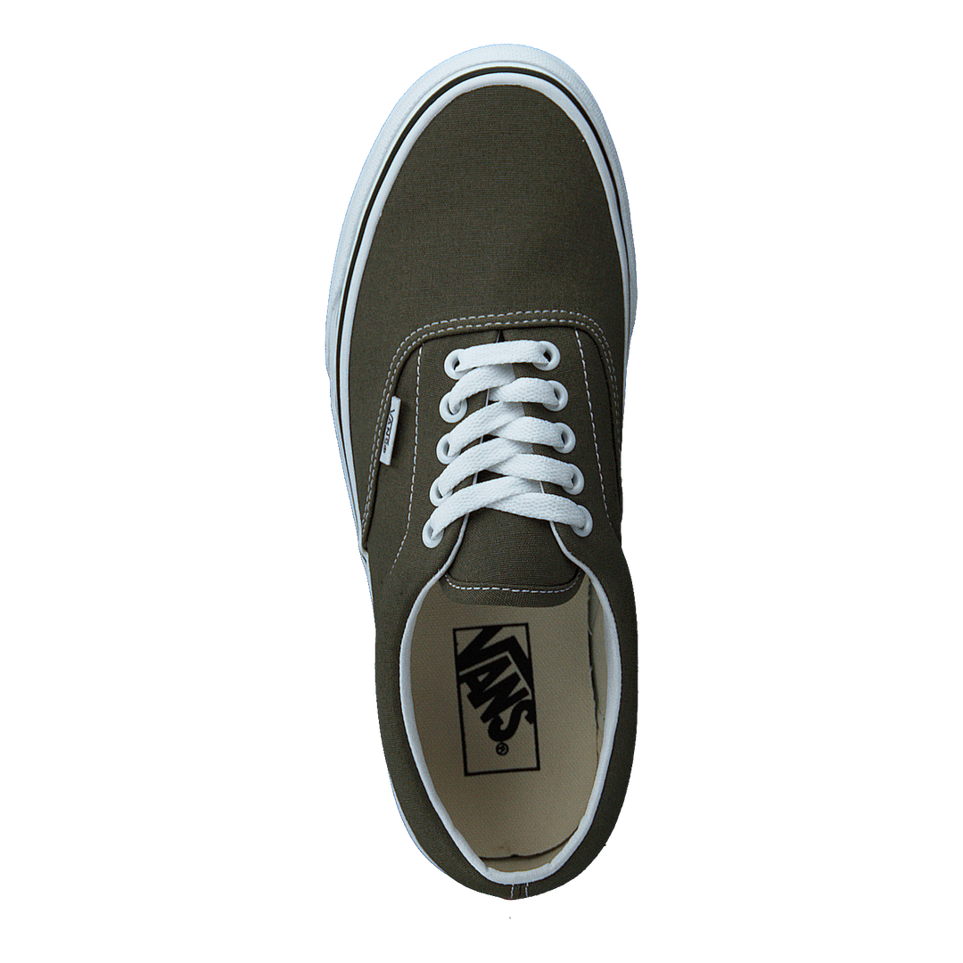 Ua Era Grape Leaf/true White