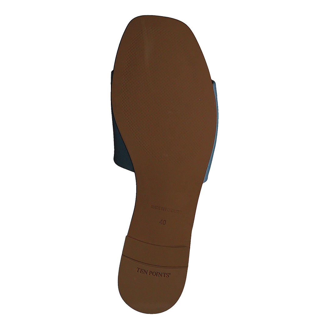 Madeleine Light Blue
