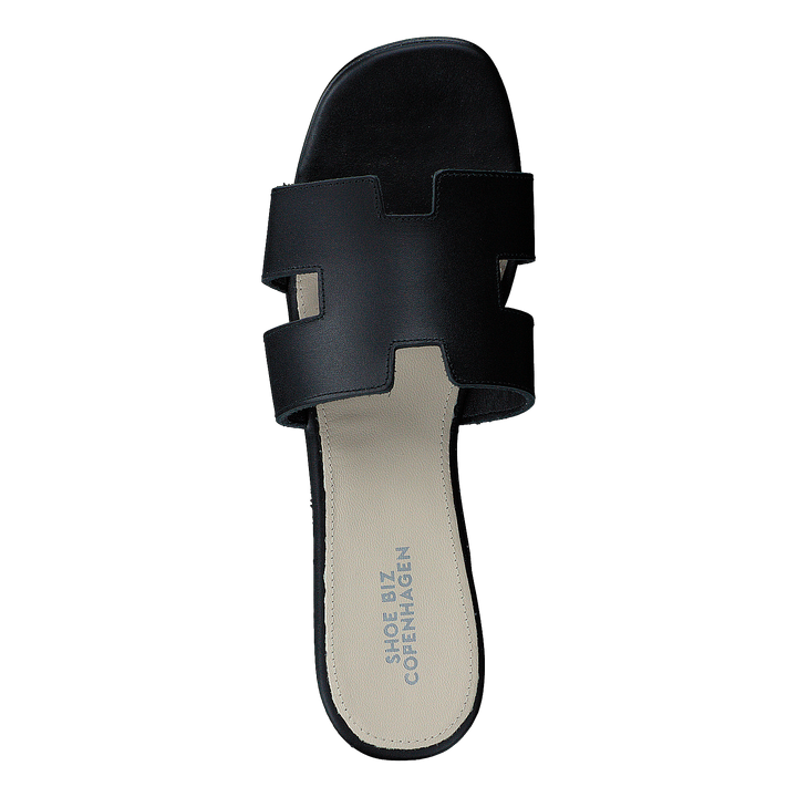 Claire Plain Black