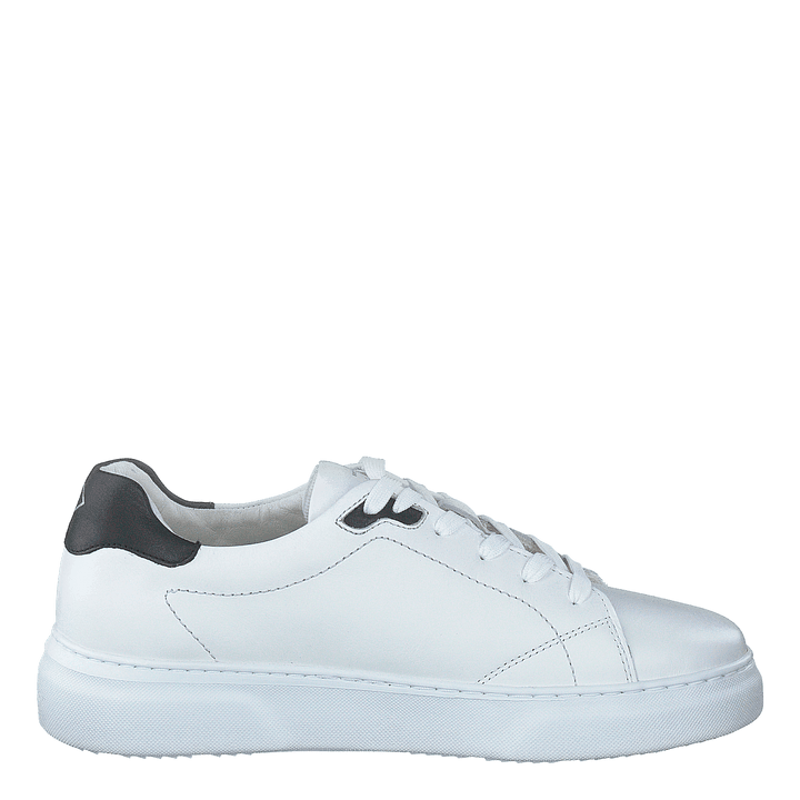 Seacoast Sneaker White/black